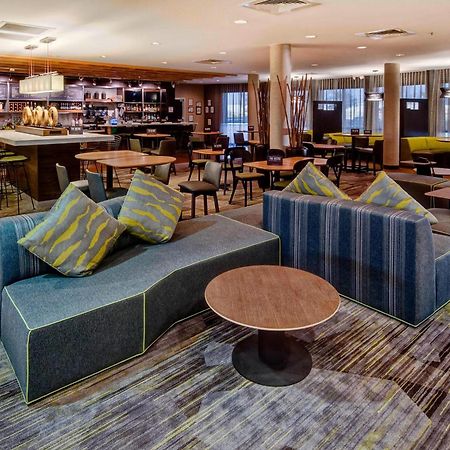 Courtyard By Marriott Alexandria Hotel Екстериор снимка